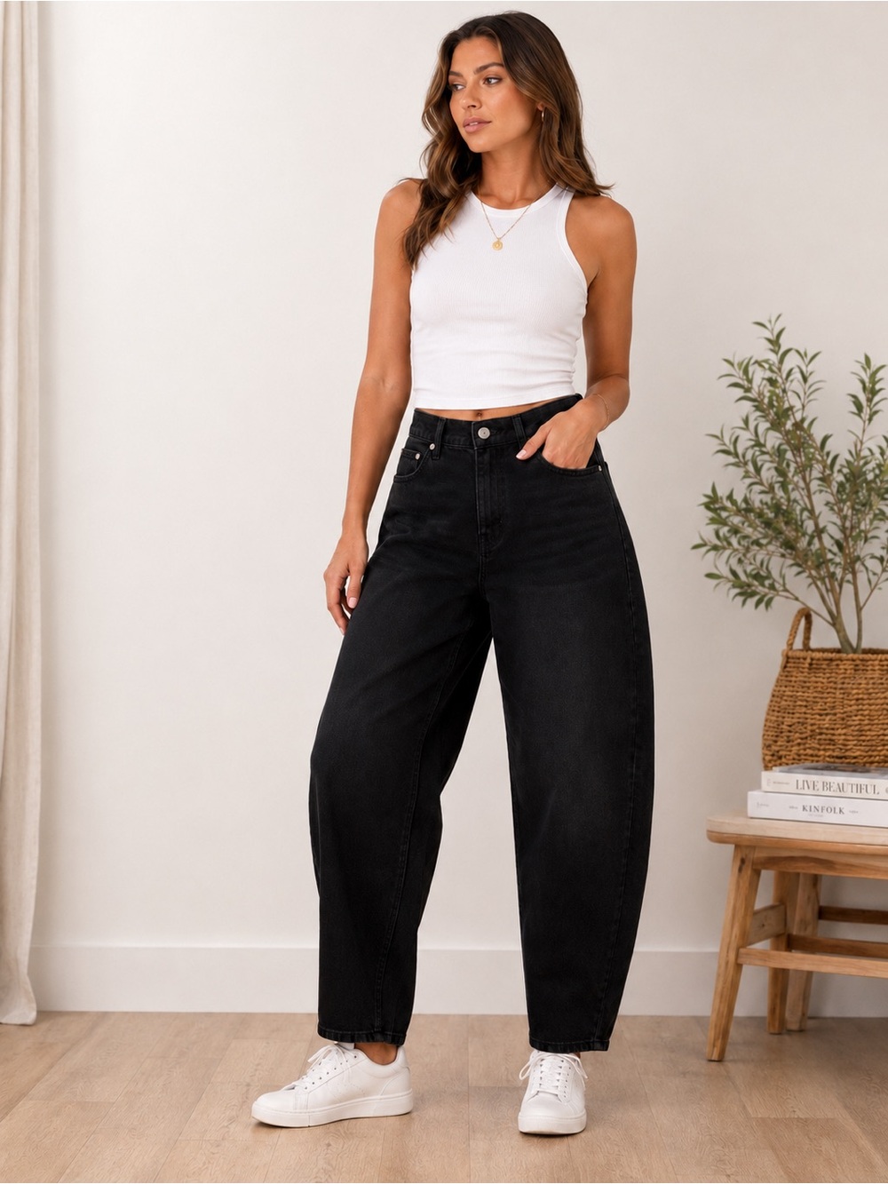 KBB by Kahlana Target Black Barrel Leg Jeans Women’s Size 00
